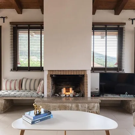 بيت للعطل The Serenity Stone كافالا