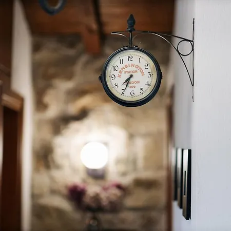 بيت للعطل The Serenity Stone